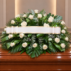 Centro funebre rosas blancas