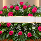 Centro funebre rosas fucsias