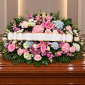 Centro funebre rosa y azul