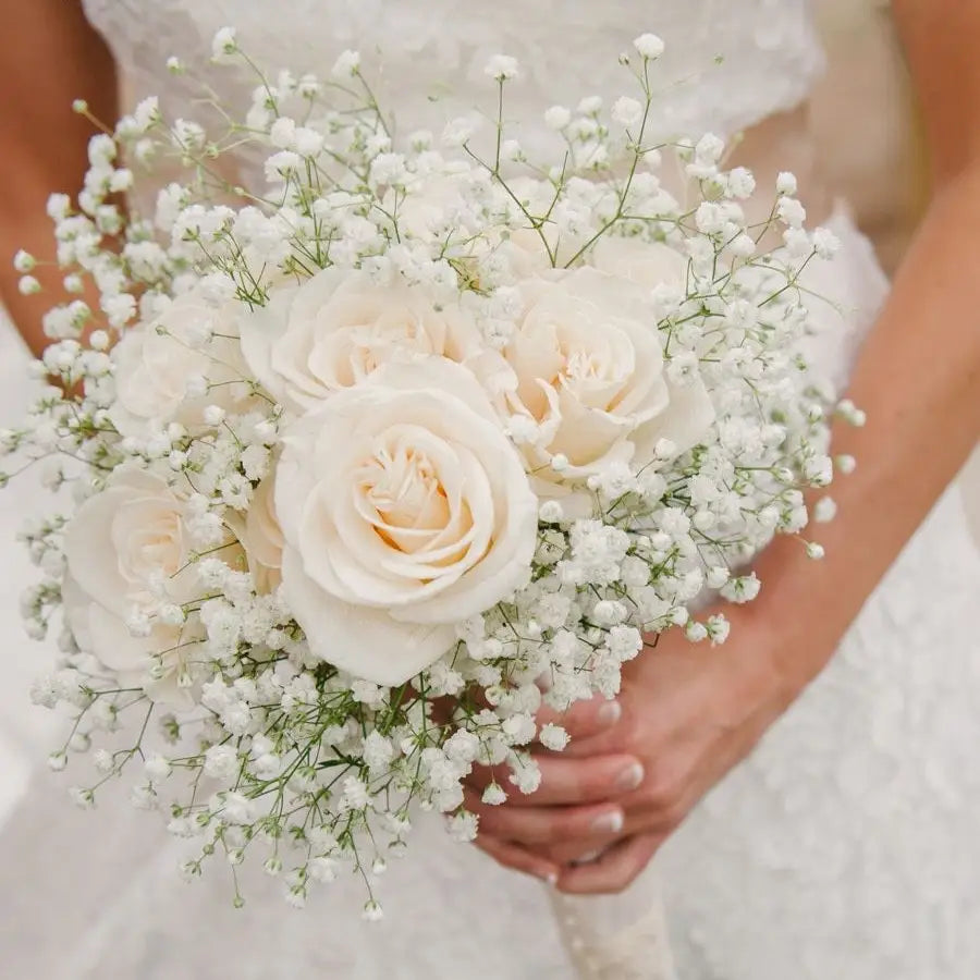 Ramo de novia rosas con paniculata